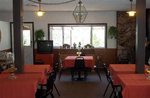 פיש קאמפ White Chief Mountain Lodge מראה חיצוני תמונה